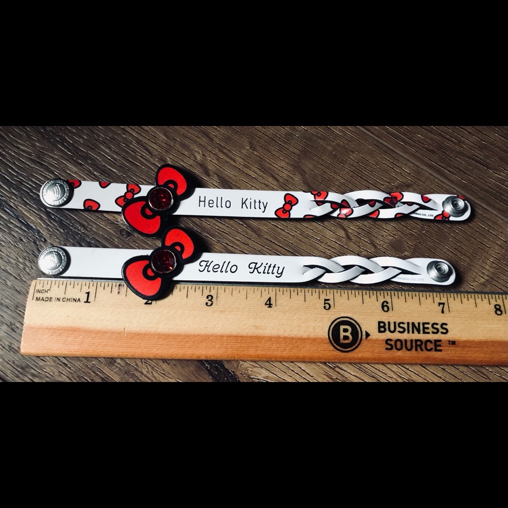 HELLO KITTY-NWOT Leather Snap Bracelet - Picture 2 of 16